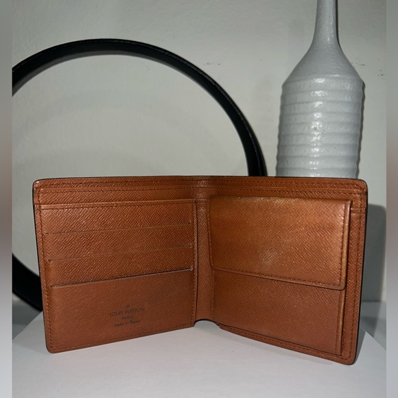 Louis Vuitton Monogram Bifold Wallet - Picture 3 of 7